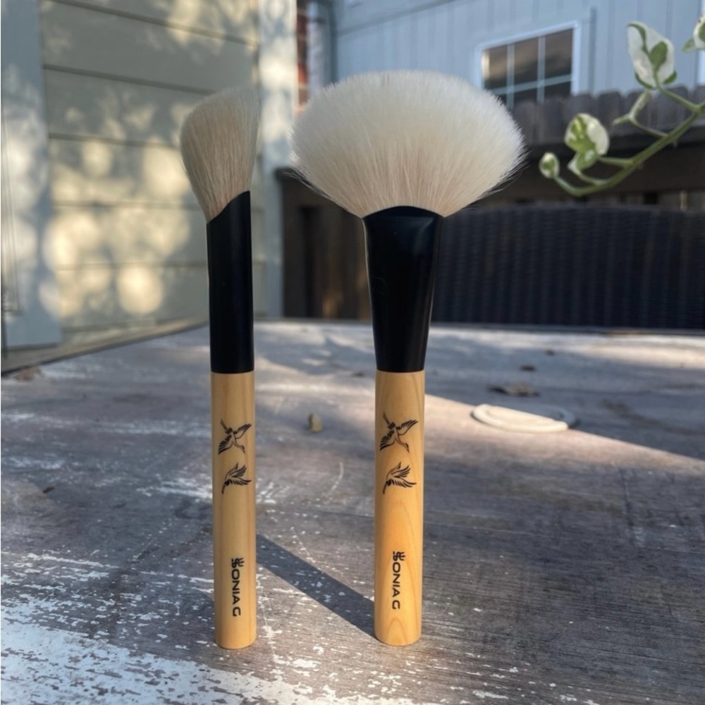 LE Sonia G Hinoki Brush Set SOLD OUT
